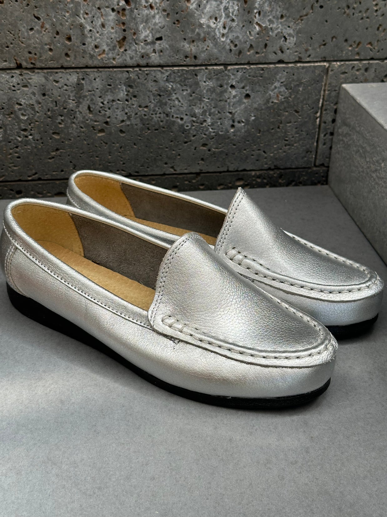 Mocasin Plateado Silver