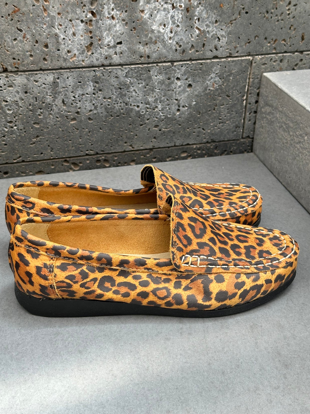 Mocasin Animal Print
