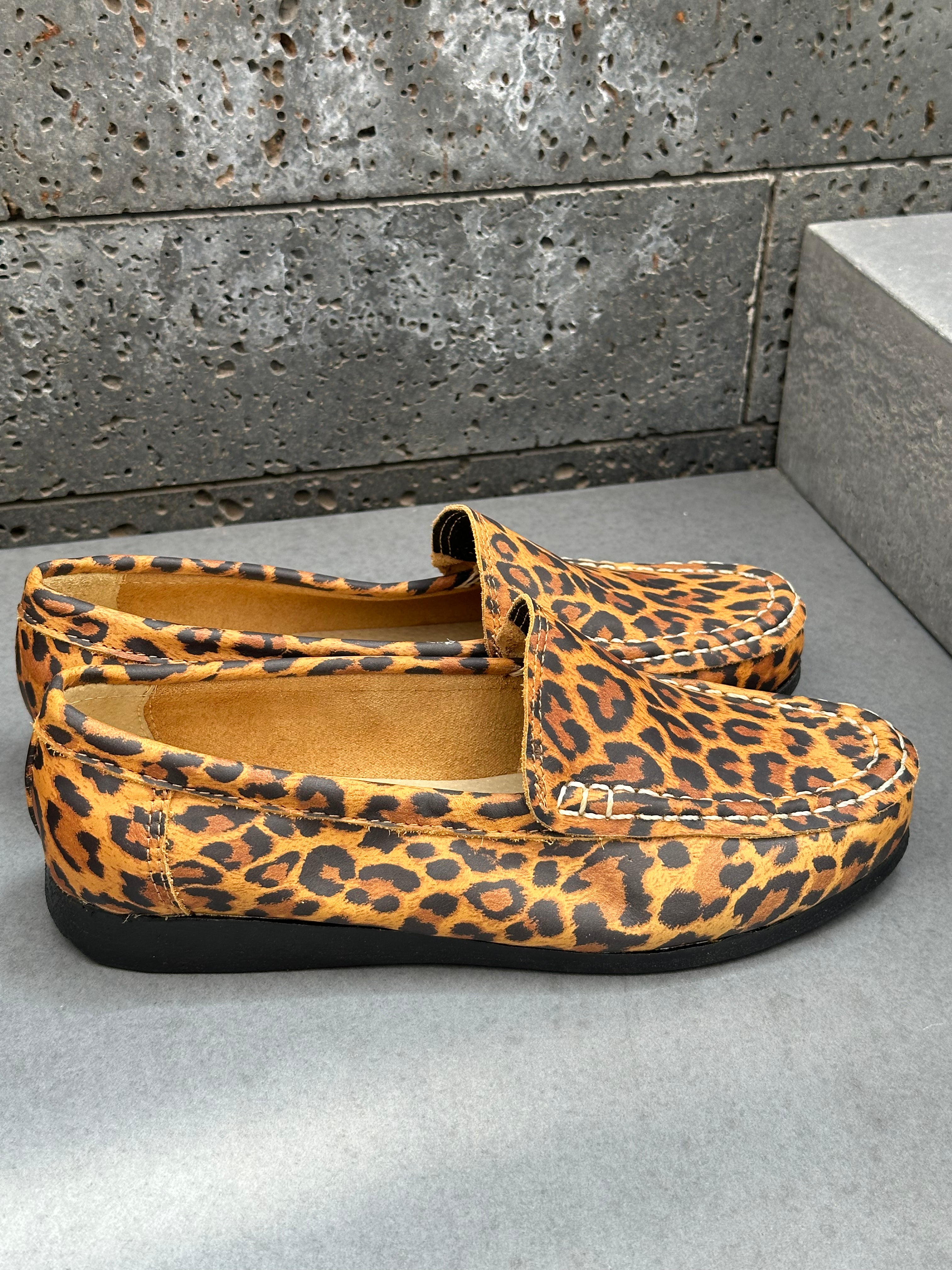 Mocasin Animal Print