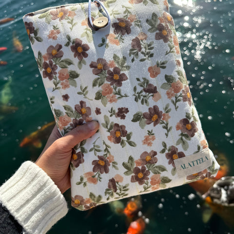 Funda para Libros/Tablet/I-Pad Diseño "Bosque de Flores"