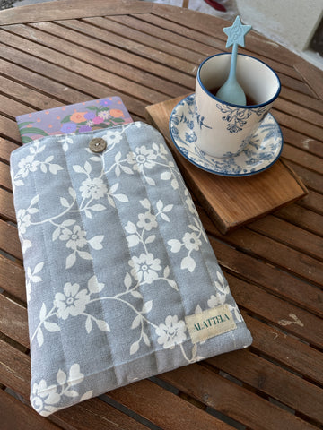 Funda para Libros/Tablet/I-Pad Diseño "Suspiro de Cielo Frío"