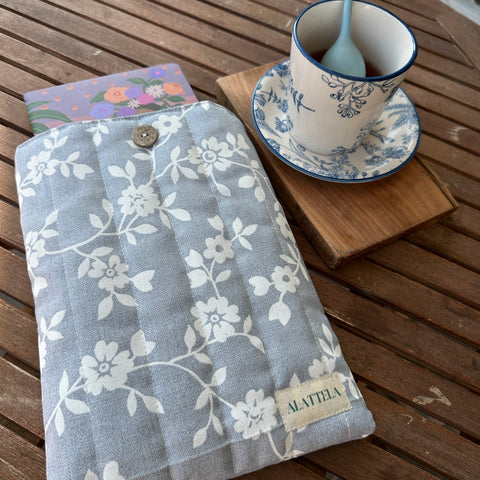 Funda para Libros/Tablet/I-Pad Diseño "Suspiro de Cielo Frío"