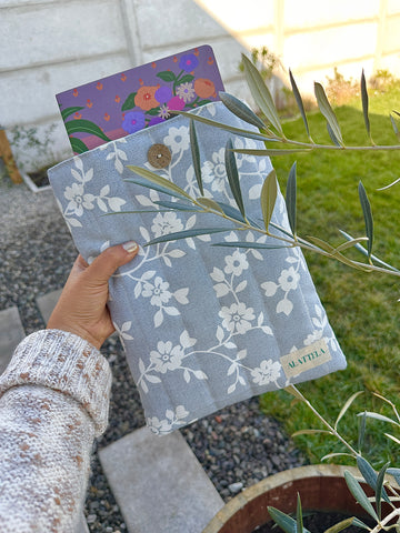 Funda para Libros/Tablet/I-Pad Diseño "Suspiro de Cielo Frío"