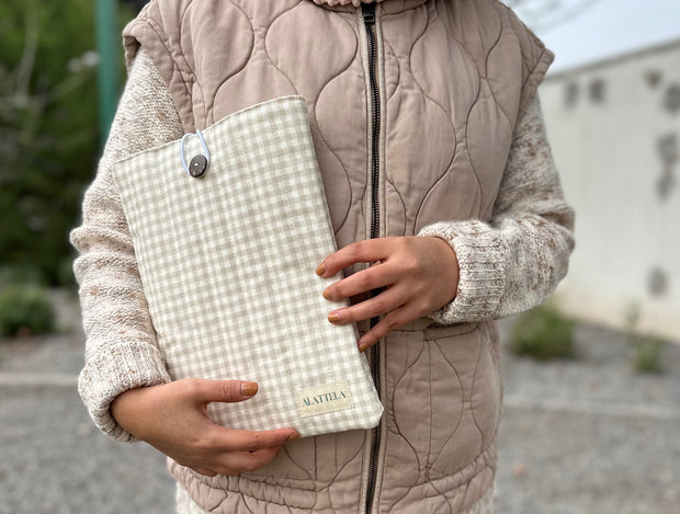 Funda para Libros/Tablet/I-Pad Diseño "Cuadrillé Beige Claro"